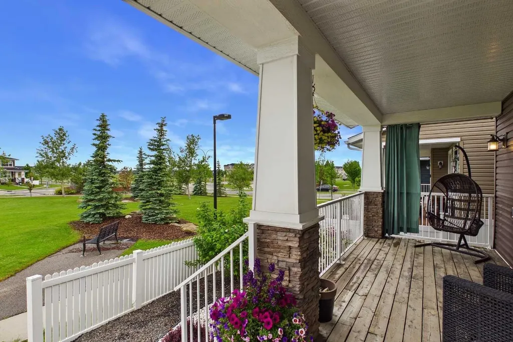 83 Redstone Gardens NE Calgary AB T3N 0J8