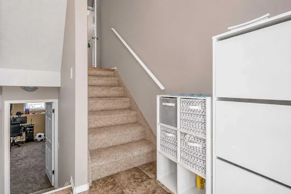 312 17 Street E Brooks AB T1R 1R2