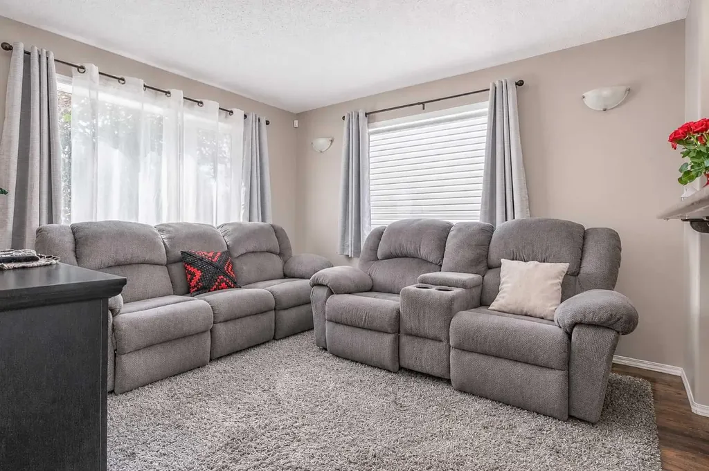 312 17 Street E Brooks AB T1R 1R2