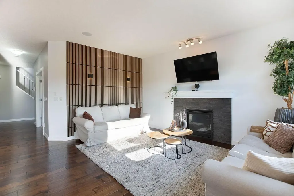 213 Kingsmere Cove SE Airdrie AB T4A 0S1
