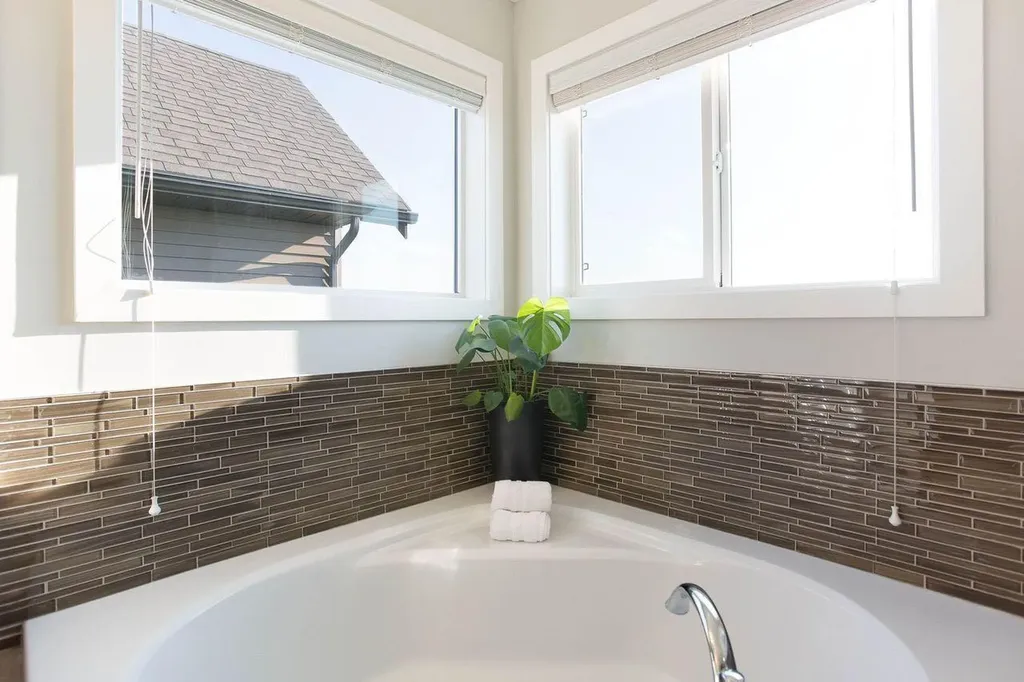 213 Kingsmere Cove SE Airdrie AB T4A 0S1