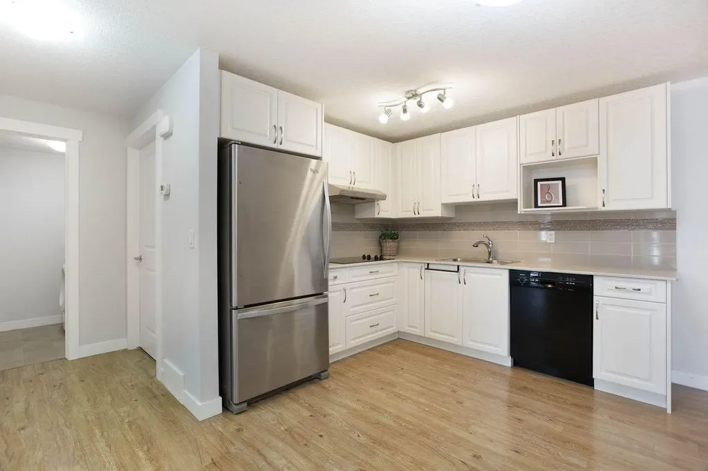213 Kingsmere Cove SE Airdrie AB T4A 0S1