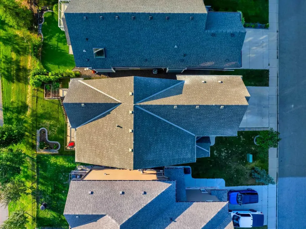 213 Kingsmere Cove SE Airdrie AB T4A 0S1