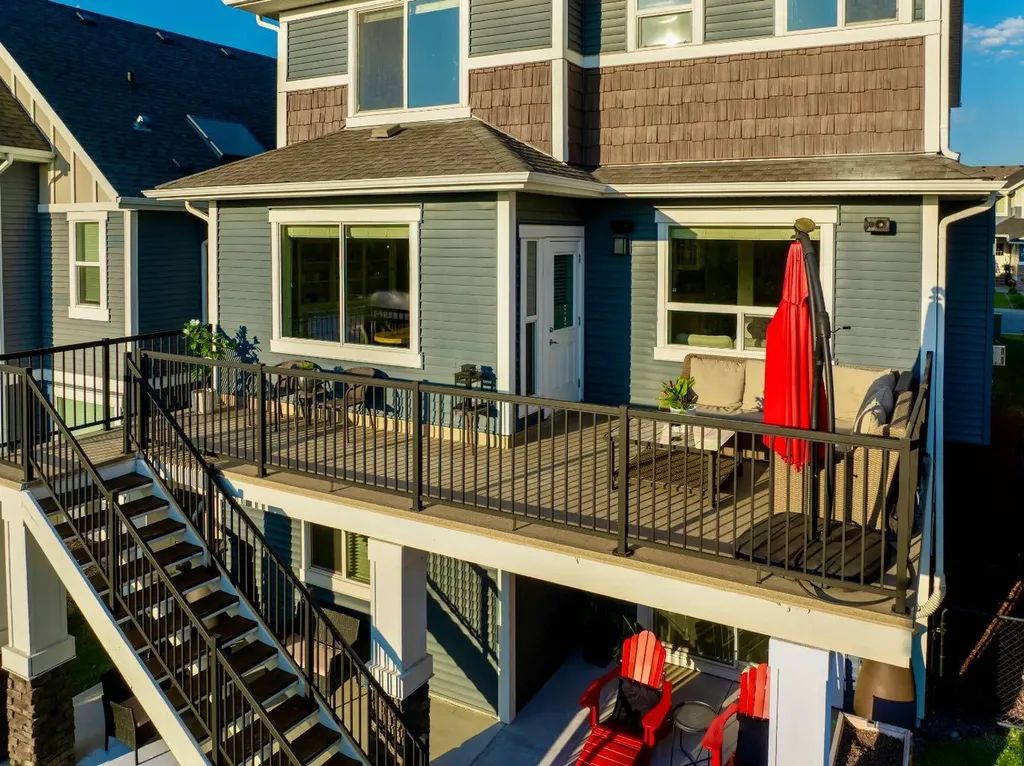 213 Kingsmere Cove SE Airdrie AB T4A 0S1