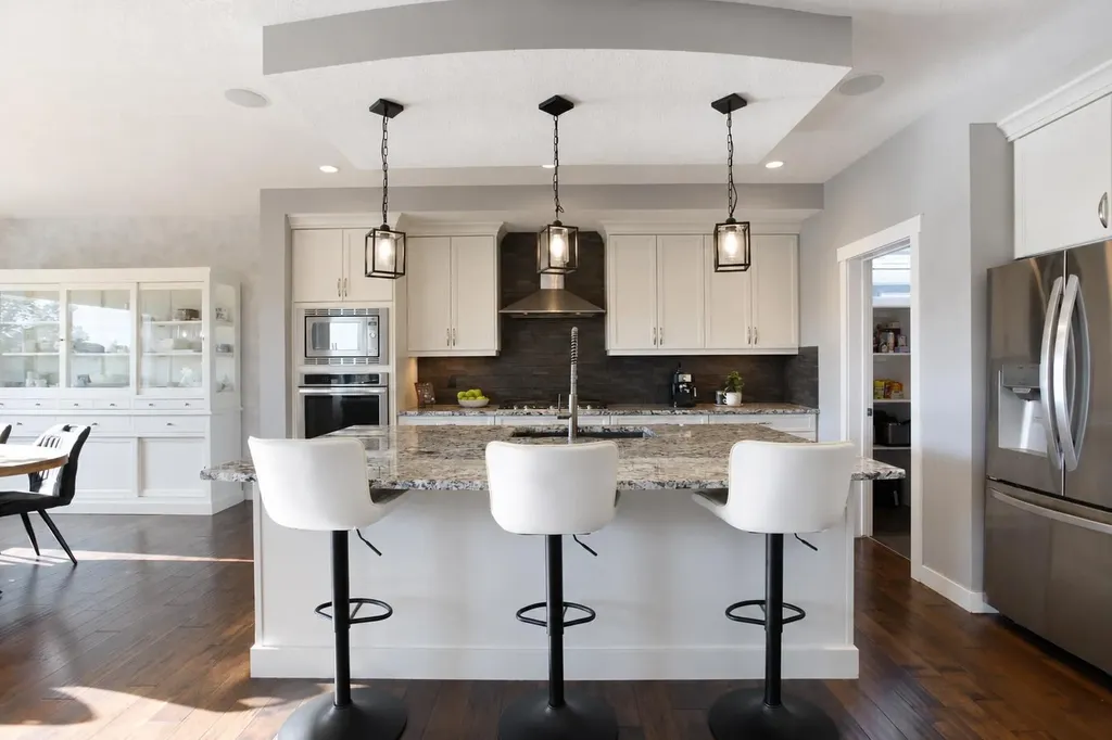 213 Kingsmere Cove SE Airdrie AB T4A 0S1