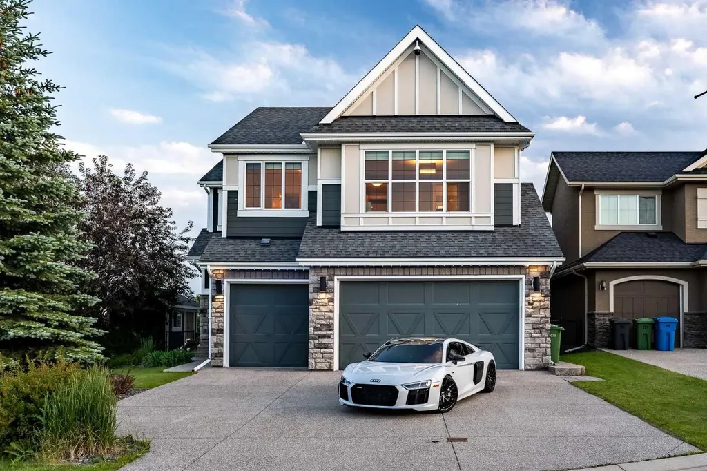 201 Stonemere Bay Chestermere AB T1X 0S1