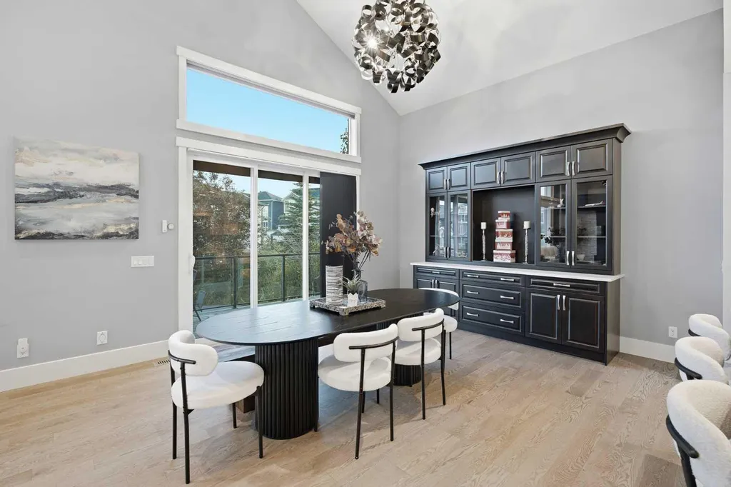 201 Stonemere Bay Chestermere AB T1X 0S1