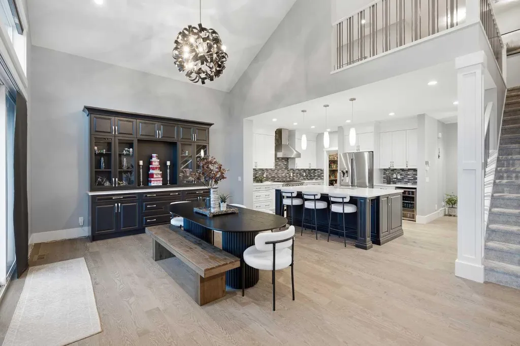 201 Stonemere Bay Chestermere AB T1X 0S1