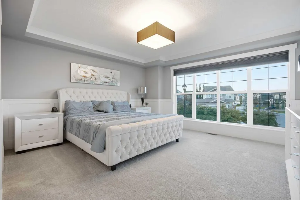 201 Stonemere Bay Chestermere AB T1X 0S1