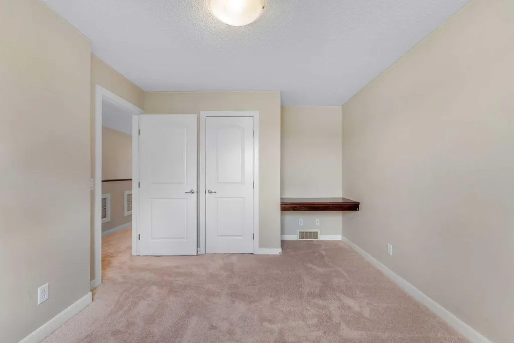 212 Springmere Road Chestermere AB T1X 1R3