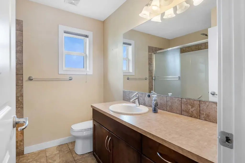 212 Springmere Road Chestermere AB T1X 1R3