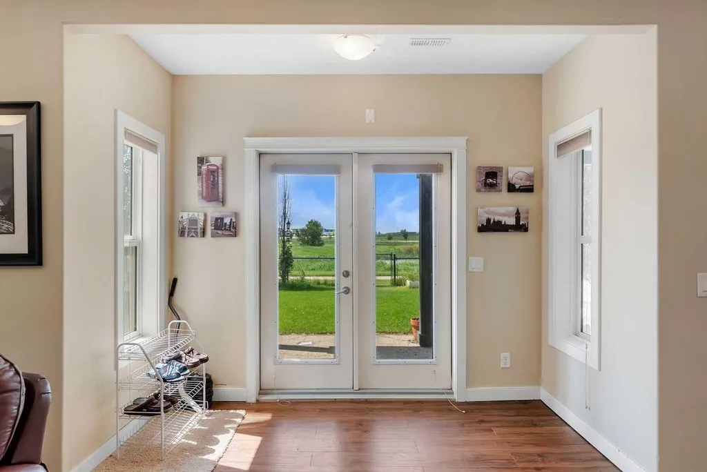 212 Springmere Road Chestermere AB T1X 1R3