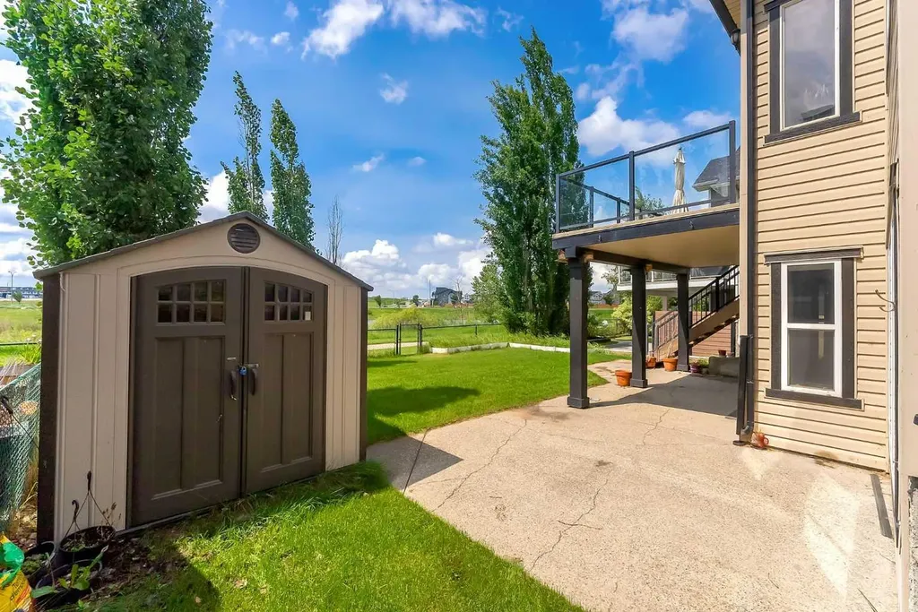 212 Springmere Road Chestermere AB T1X 1R3