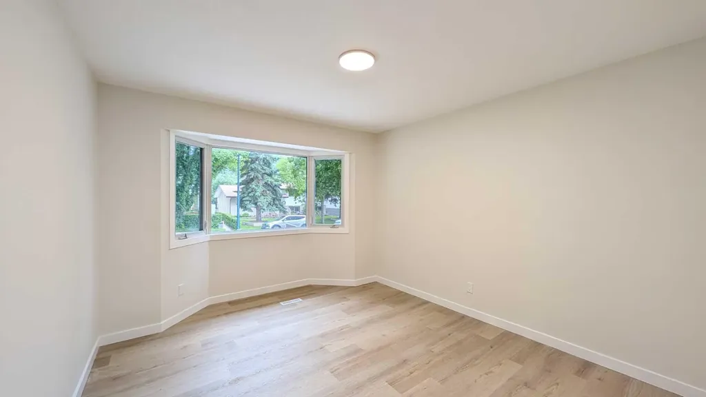 44 Fairview Crescent SE Calgary AB T2H 0Z6