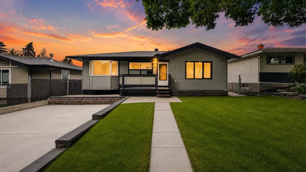 44 Fairview Crescent SE Calgary AB T2H 0Z6