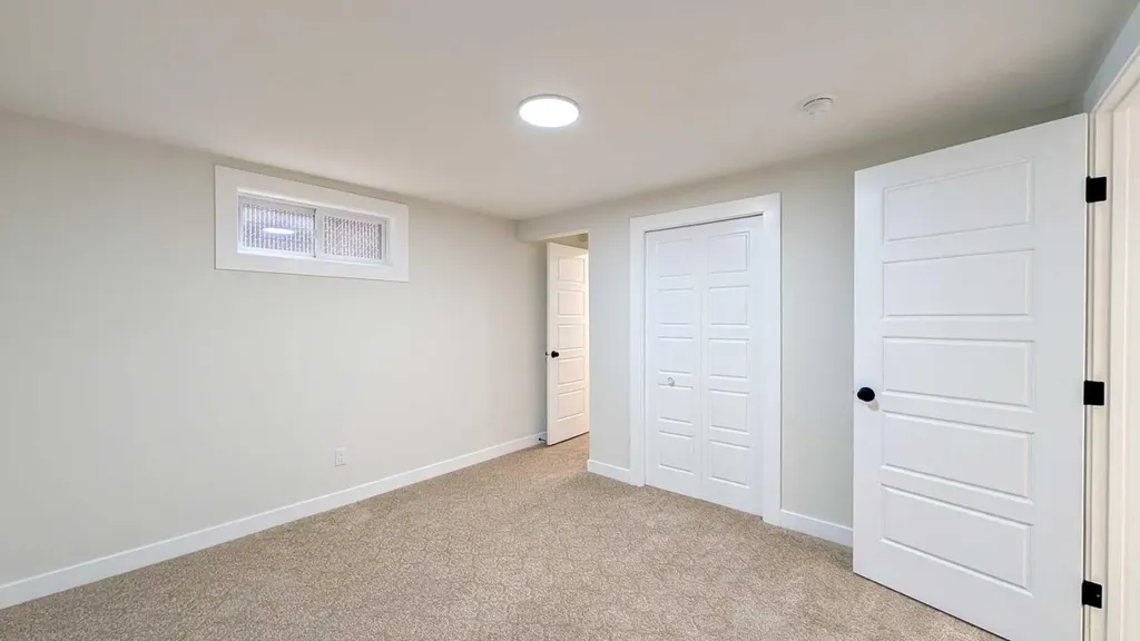 44 Fairview Crescent SE Calgary AB T2H 0Z6