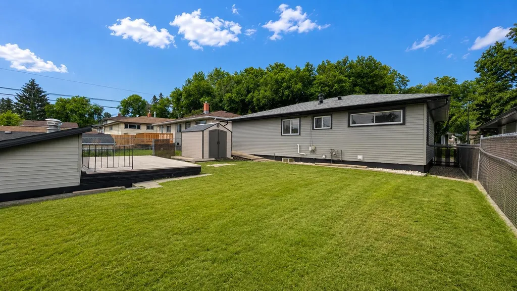 44 Fairview Crescent SE Calgary AB T2H 0Z6