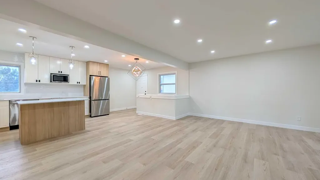 44 Fairview Crescent SE Calgary AB T2H 0Z6
