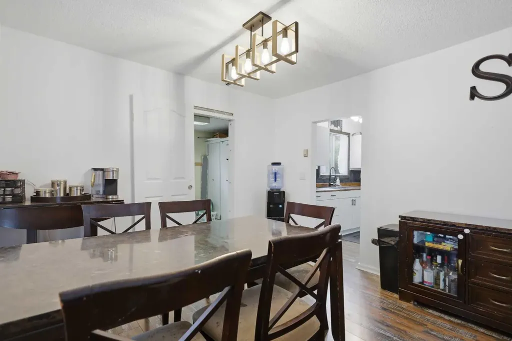 2525 Township Road 382 Rural Red Deer County AB T0M 0X0