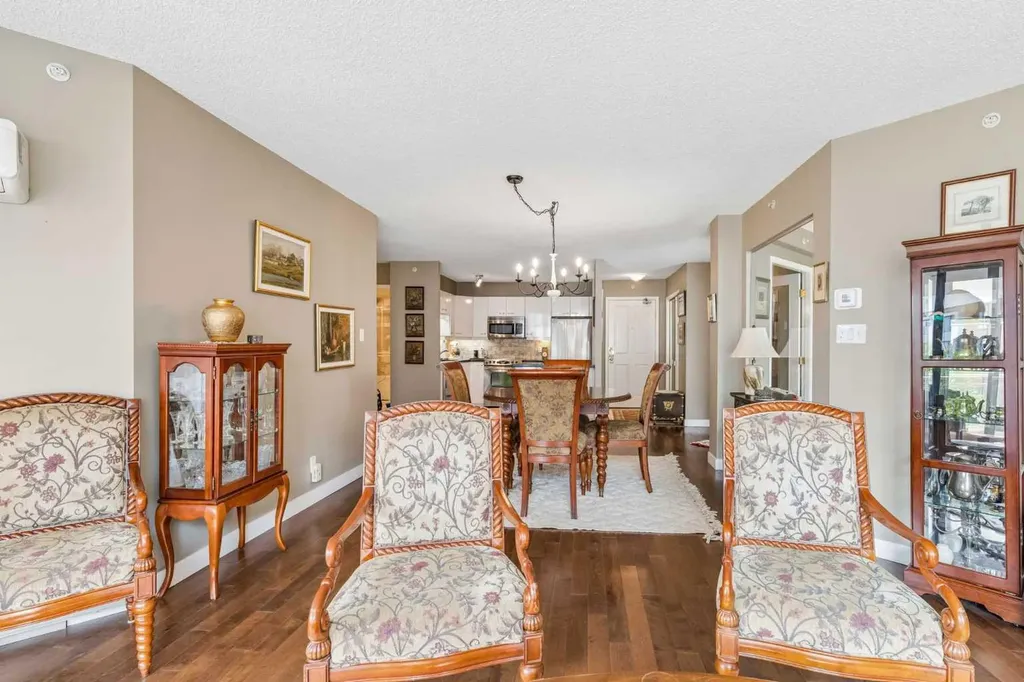 804 3 Avenue SW Calgary AB T2P 0G9