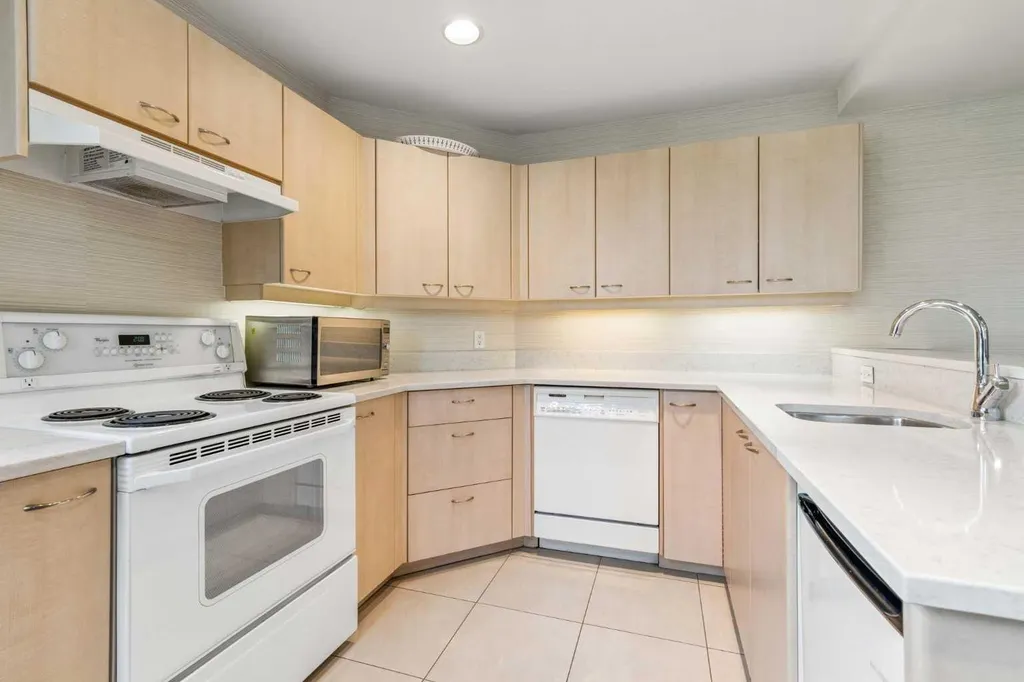 804 3 Avenue SW Calgary AB T2P 0G9