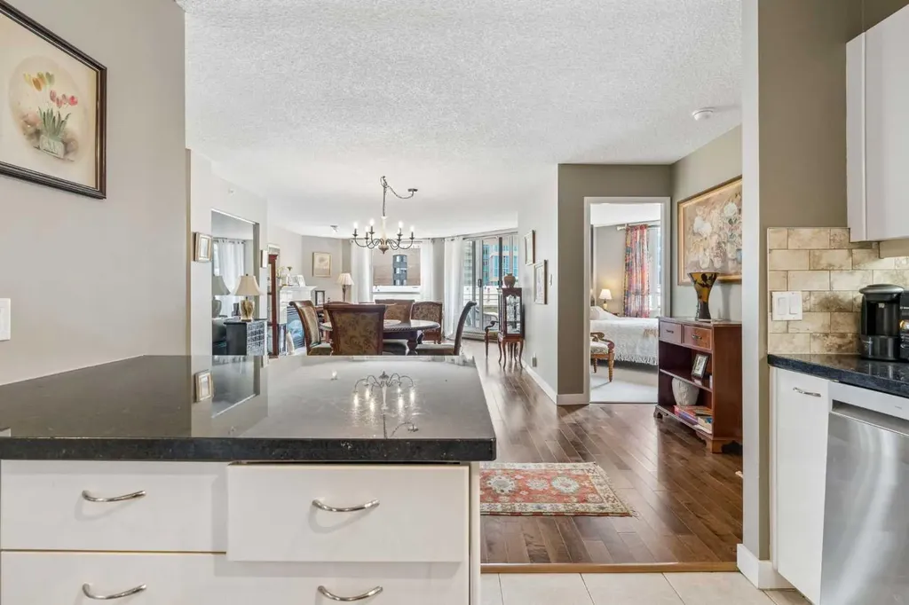 804 3 Avenue SW Calgary AB T2P 0G9