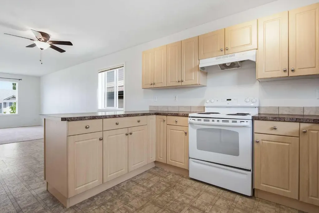 27 Iverson Close Red Deer AB T4R3M9