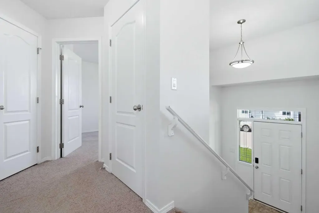 27 Iverson Close Red Deer AB T4R3M9