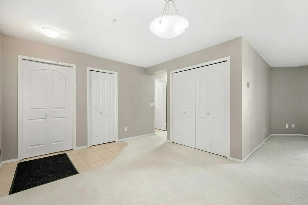 2518 Fish Creek Boulevard Calgary AB T2Y4T6