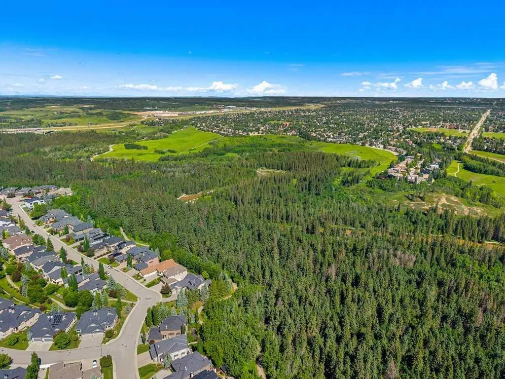 2518 Fish Creek Boulevard Calgary AB T2Y4T6
