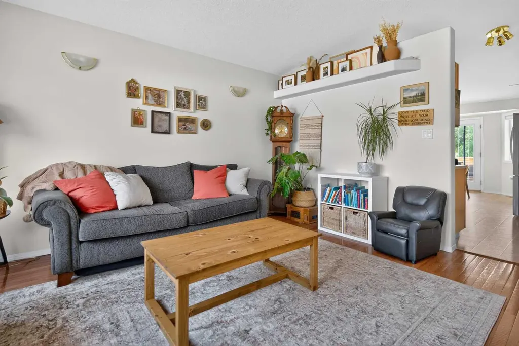 6602 98c Street Grande Prairie AB T8W 2T4