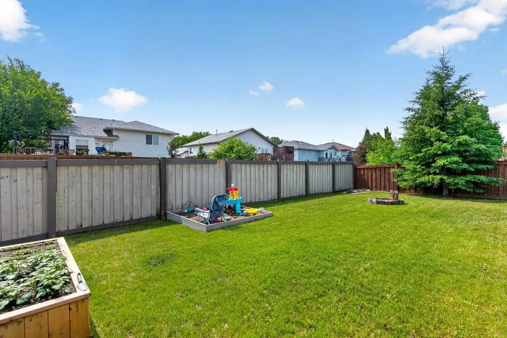6602 98c Street Grande Prairie AB T8W 2T4