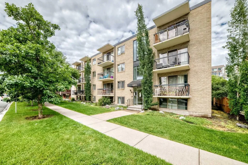 824 4 Avenue NW Calgary AB T2N 0M8