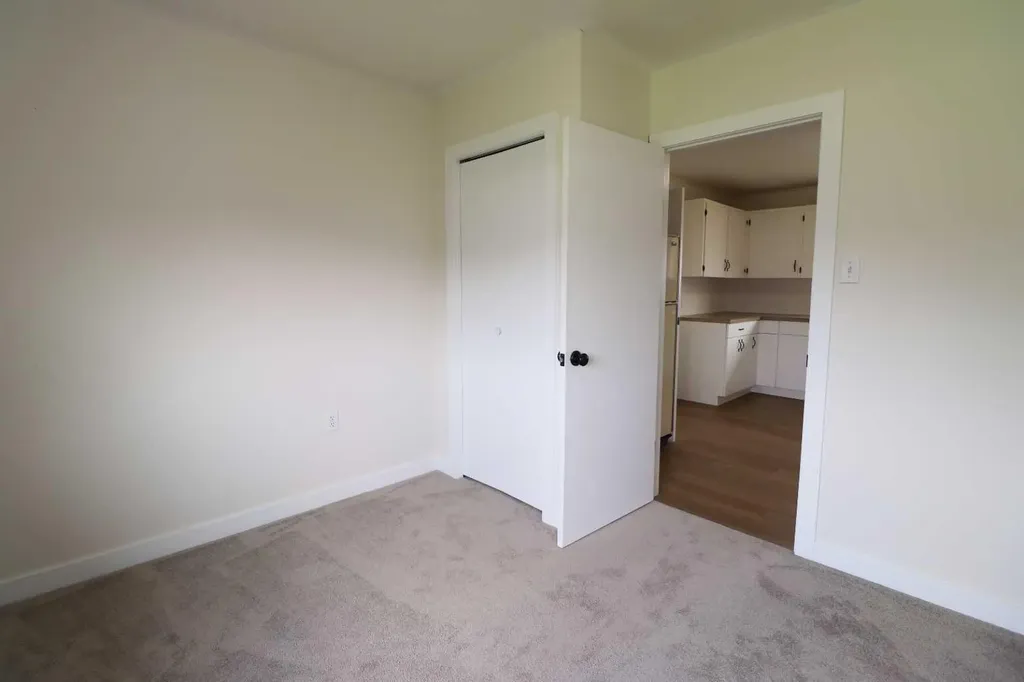 5023 42 Avenue Taber AB T1G 1A6