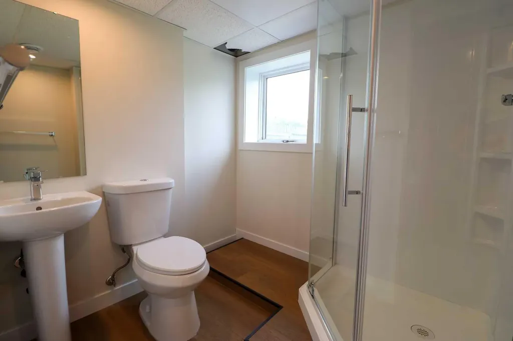 5023 42 Avenue Taber AB T1G 1A6