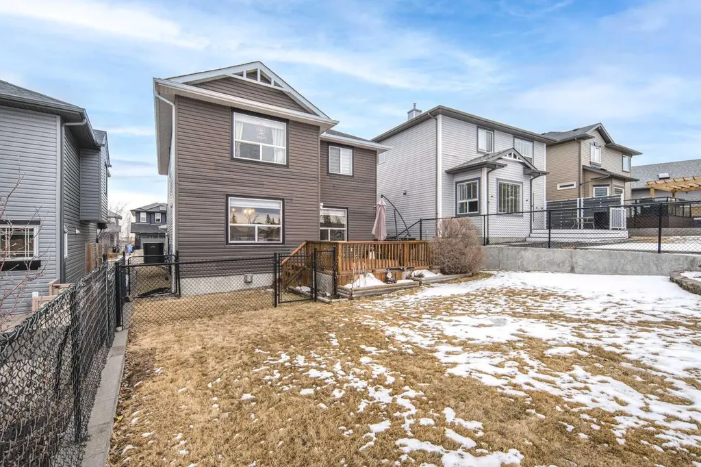 262 Panamount Close NW Calgary AB T3K 5P6