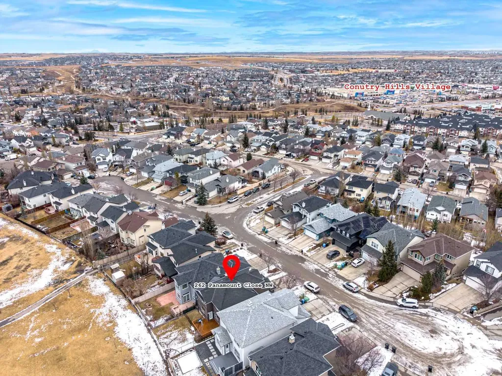 262 Panamount Close NW Calgary AB T3K 5P6