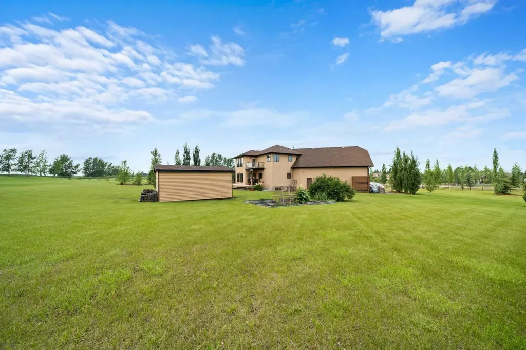 100 Ravencrest Drive Rural Foothills County AB T1S 0E8