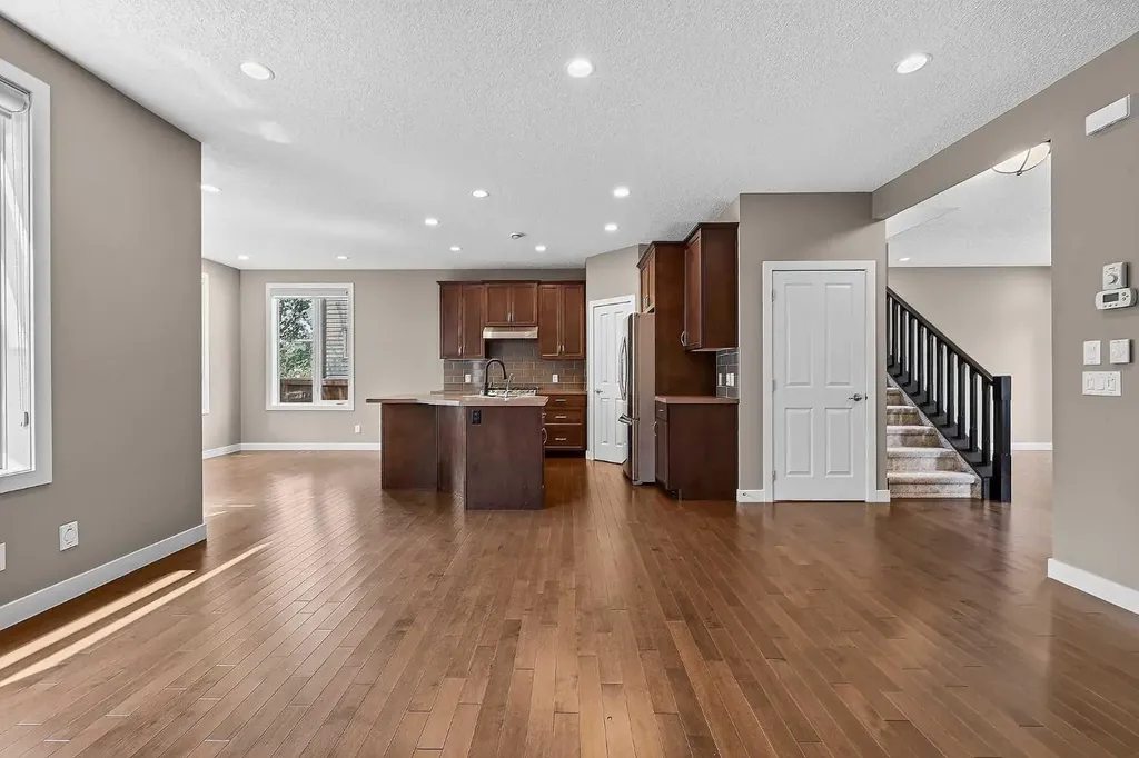 47 Elgin Meadows Road SE Calgary AB T2Z 0S1