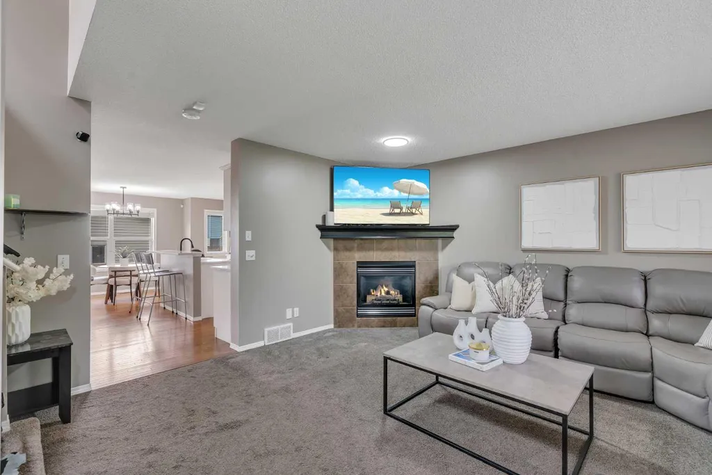 12 Copperfield Rise SE Calgary AB T2Z 4R6