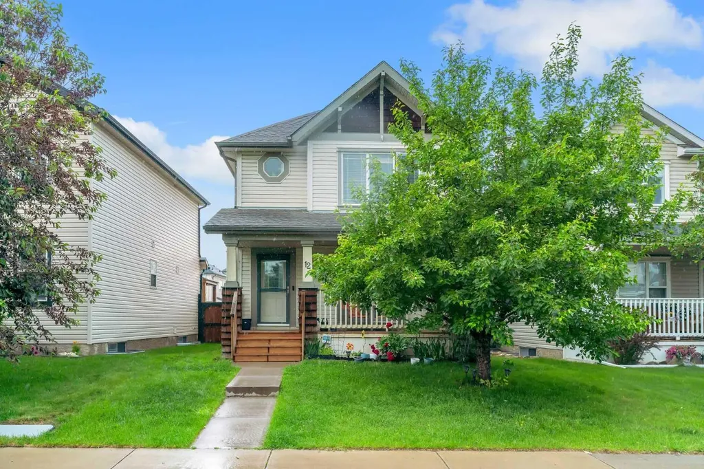 12 Copperfield Rise SE Calgary AB T2Z 4R6