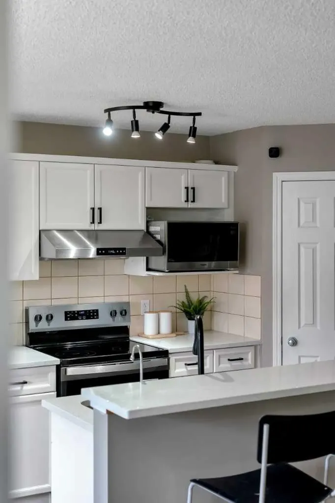 12 Copperfield Rise SE Calgary AB T2Z 4R6