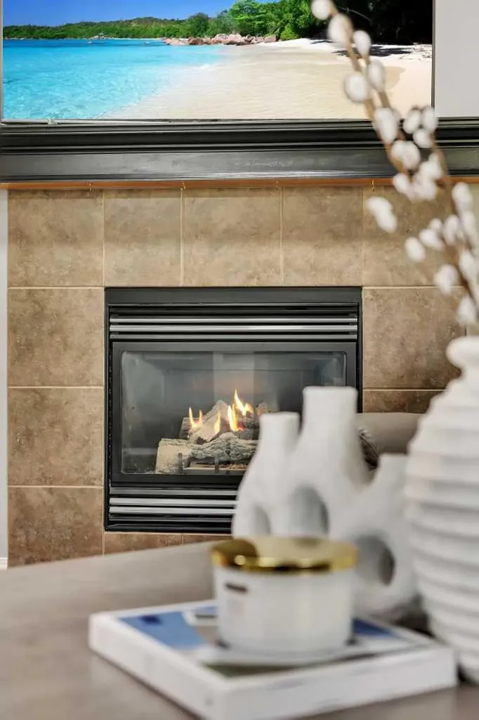 12 Copperfield Rise SE Calgary AB T2Z 4R6