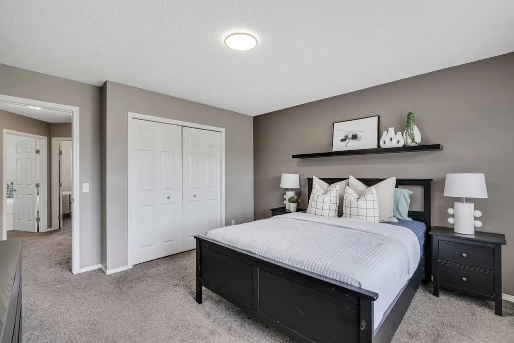 12 Copperfield Rise SE Calgary AB T2Z 4R6