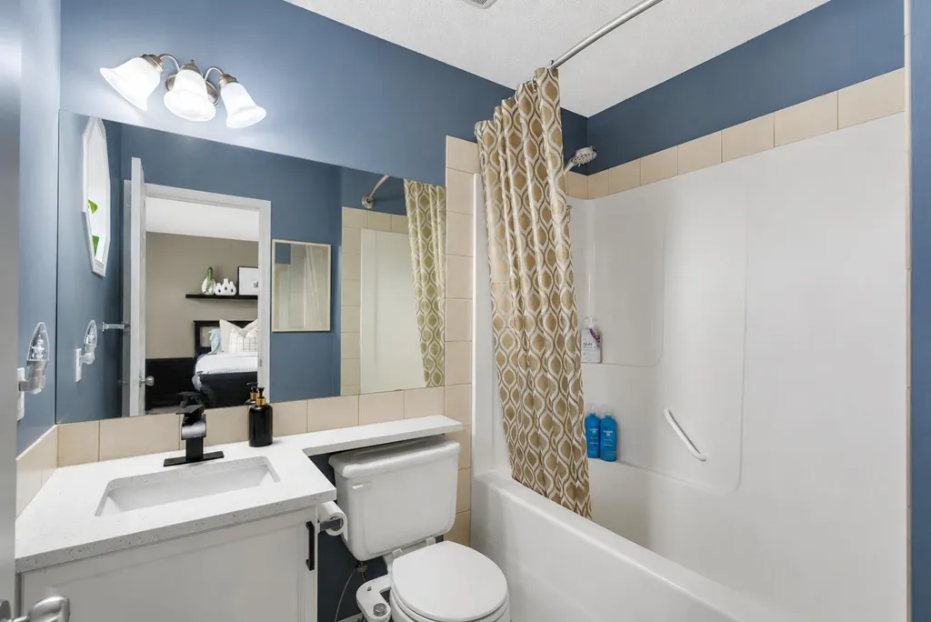 12 Copperfield Rise SE Calgary AB T2Z 4R6