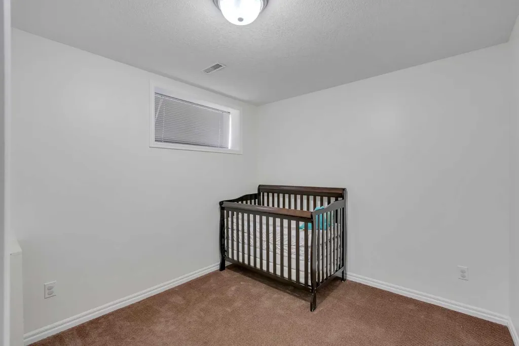 12 Copperfield Rise SE Calgary AB T2Z 4R6