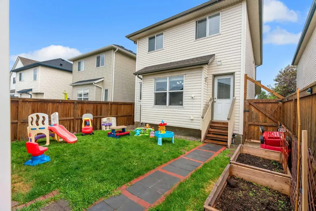 12 Copperfield Rise SE Calgary AB T2Z 4R6