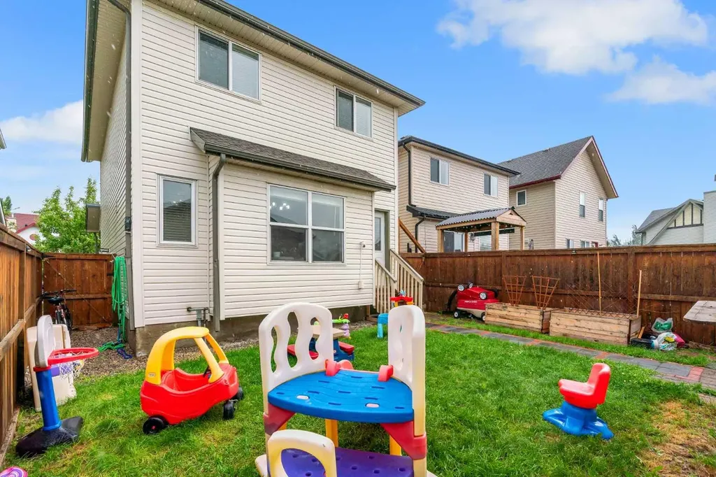 12 Copperfield Rise SE Calgary AB T2Z 4R6