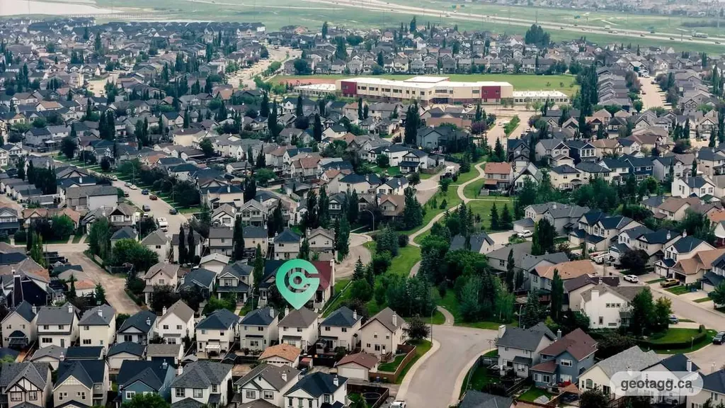 12 Copperfield Rise SE Calgary AB T2Z 4R6
