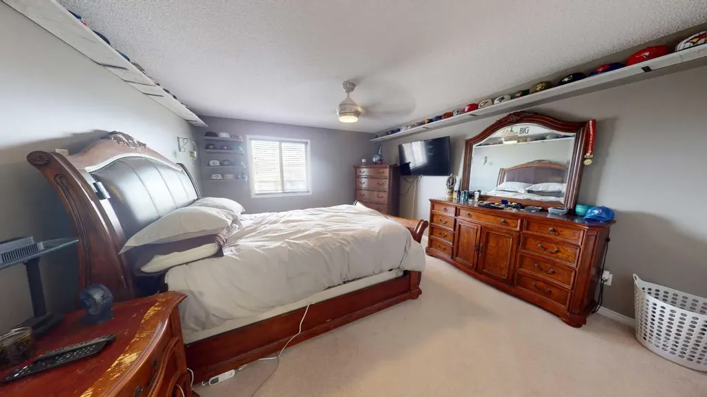 16969 24 Street SW Calgary AB T2Y 0L2